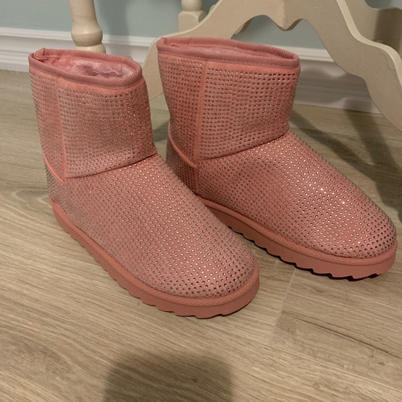 💖New Glitter Rhinestone Cozy Ankle Boots Baby Pink Statement💖 - Picture 3 of 13